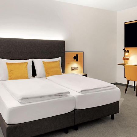 Stadthotel Oberndorf - 24H Self Check-In Terminal Oberndorf bei Salzburg Rum bild