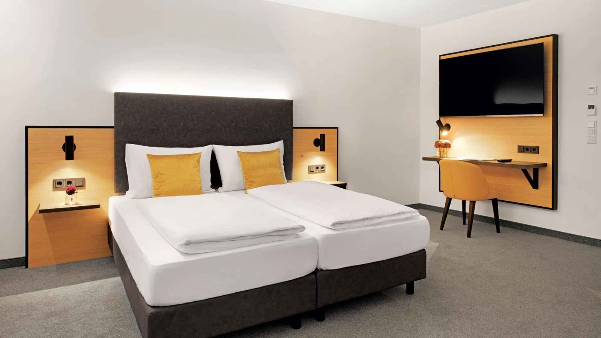 Stadthotel Oberndorf - 24H Self Check-In Terminal Oberndorf bei Salzburg Rum bild